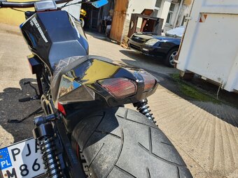 Harley Davidson V-ROD - 4