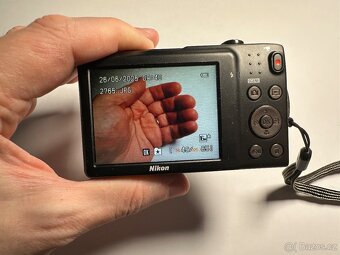 Nikon Coolpix S3200 - 4