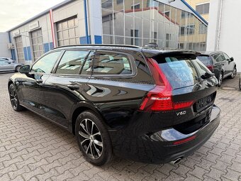 Volvo V60 B4 Diesel 145kW Geartronic Momentum Virtual - 4