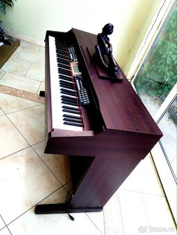Elektrické piano CDP palisandr včetně sochy - 4