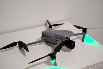 DJI Air 3, RC 2 - 4