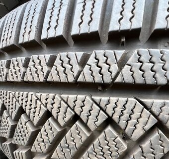 205/55 R17 95V XL zimní pneumatiky Continental (3619) - 4