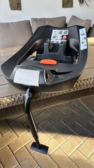 Vajíčko a základna CYBEX Aton 5 + Base 2-Fix - 4