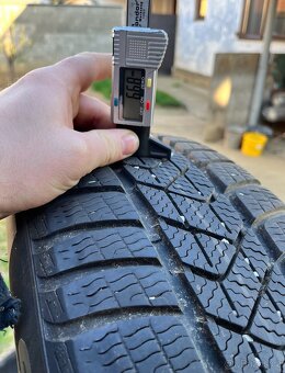 205/60 r17 Pirelli zimní 4ks - 4