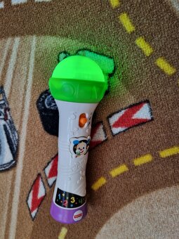 Interaktivní mikrofon Fisher Price - 4