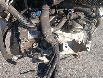 CITROEN C6 2,7HDI UHZ MOTOR s PŘEVODOVKOU 20GG07 - 4