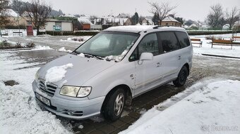 Hyundai Trajet 2,0 CRDI - 4