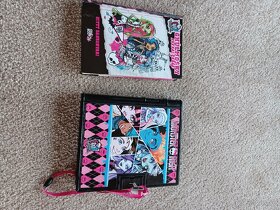 MONSTER HIGH - 4