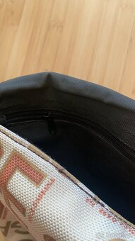 Taška, Taštička kapsička přes rameno - 4