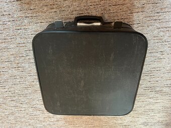 Psací stroj Consul - 4