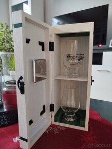 Laphroaig whisky hodiny - 4