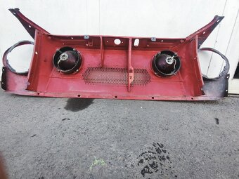 Přední čelo Škoda 110R - 4