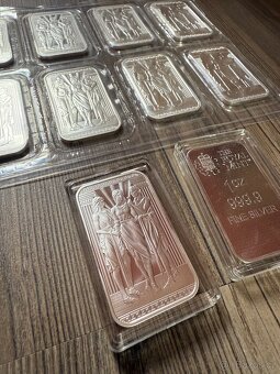 3 Gracie Three Graces 1oz 2022 - stříbrný slitek Royal Mint - 4