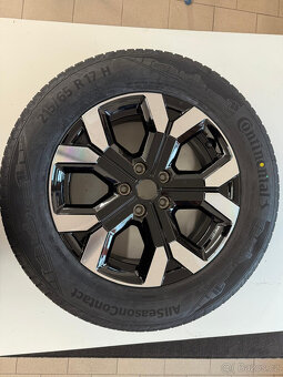 Dacia Duster pneu+alu disky 215/65/17R NOVÉ - 4