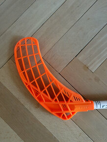 Dětská florbalová hokejka Unihoc EPIC Composite 32 (87 cm) - 4