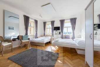 Pronájem bytu 1+kk, 47 m2 - Praha - Malá Strana - 4