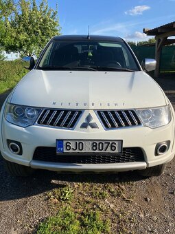 Mitsubishi L200 2,5 - 4