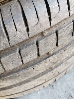 LETNÍ PIRELLI 235/65 R17 - 4