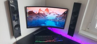 27" Prohnutý MSI Gaming Optix G271C - 4