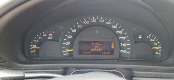 Mercedes C w203 220CDI - 4