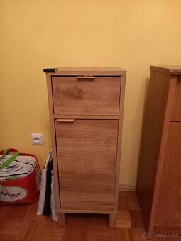 Noční stolek,komoda - 4