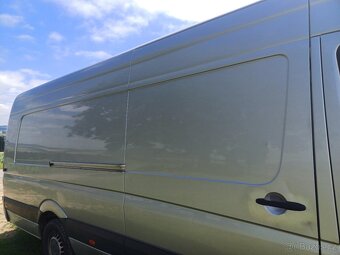 Mercedes-Benz Sprinter - 4