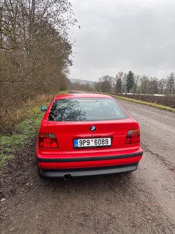 BMW E36 316i Compact - 4