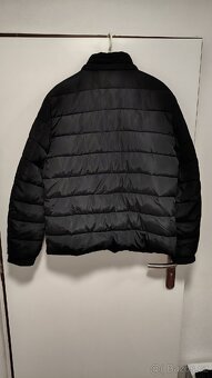 Bunda prošívaná Moncler. - 4