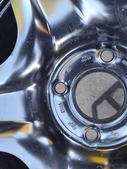Téměř nové disky 4 x 108 r17 Ford - 4