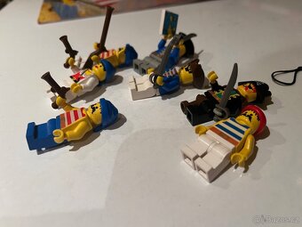 LEGO BARRACUDA 6285 ROK 1989 - 4