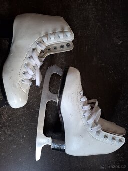 Brusle dívčí-Crowned, vel. EU 31 - 4