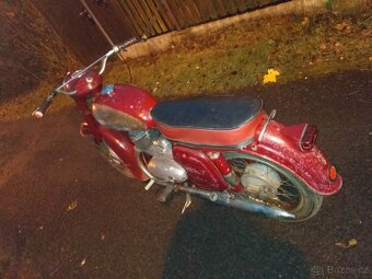 Jawa ČZ 175 - 4