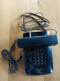 Retro telefony + Hodinky + tlačítkový telefon NOKIA - 4