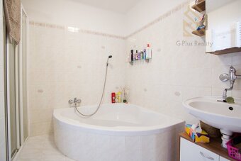 Prodej rodinného domu 133 m², pozemek 569 m², Lenešice - 4