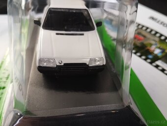 Škoda Favorit sedan 1:43 Deagostini - 4
