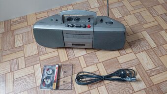 Rádio kazetak SONY - 4