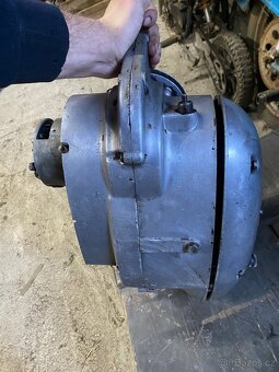 Jawa 250/559 panelka polomotor - 4