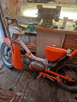 Jawa pionýr - 4