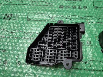 nosič pojistek Škoda Octavia I (1U) , Superb I - 4