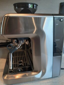 Sage Barista Touch SES880 Poloautomatický kávovar na espress - 4