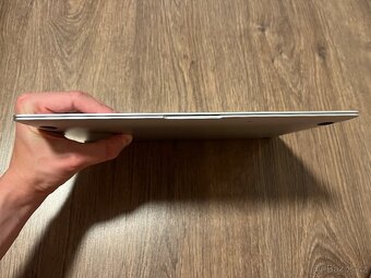 MacBook Air 2018 i5 RAM 8GB SSD 128GB (velmi pěkný) - 4