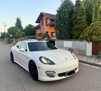 Porsche Panamera 120 000Km, 3.6i 220kw 2012, pěkný stav - 4