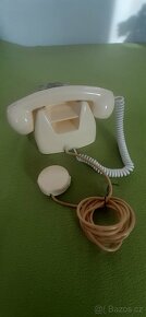 Starý telefon Tesla 65S - 4