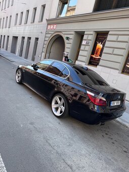 BMW e60 2005 530d - 4