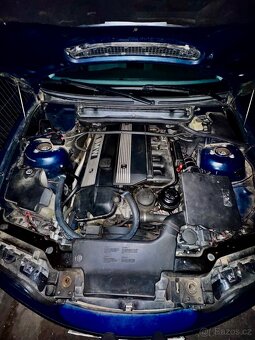BMW E46 320i - 4