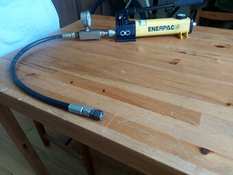 Enerpac P 391 - 4