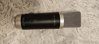 M-Audio Vocal Studio - 4