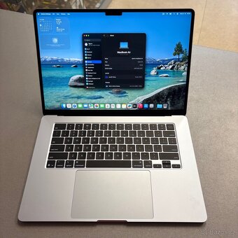 Prodám MacBook Air 15” M4 16GB/256GB, 3 cykly dobití, záruka - 4