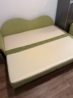 Rozkládací gauč s úložným prostorem - 4