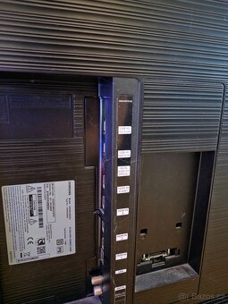 Samsung UE65RU8002 - 4